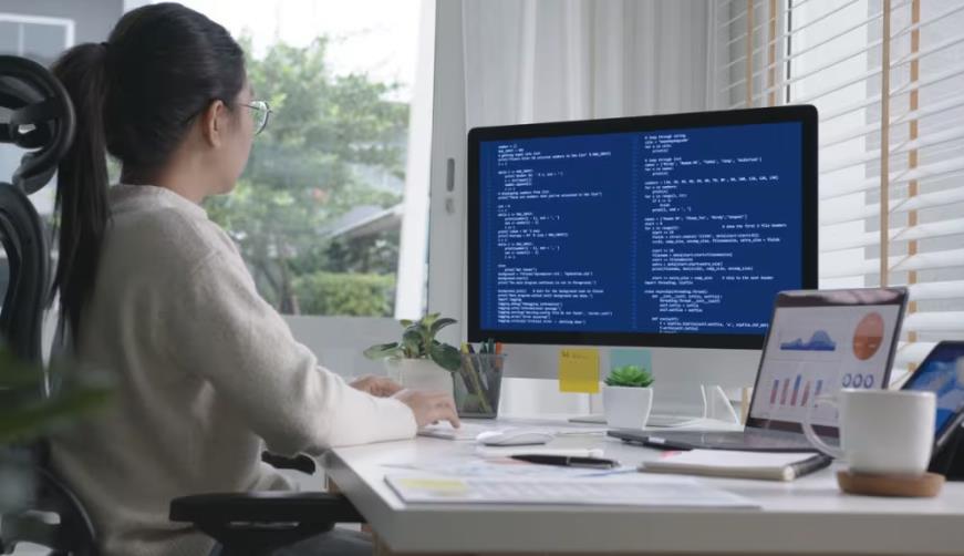 迎泽区企业数字化解决方案:机器学习赋能商业模式升级的核心路径